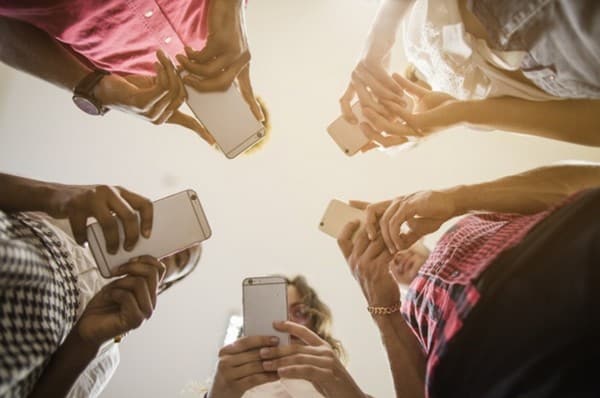 Dicas de marketing digital Mídia Social Fonte: Freepik.