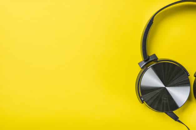 O que você precisa saber antes de gravar um podcast O que você precisa saber antes de gravar um podcast Fonte: freepik.