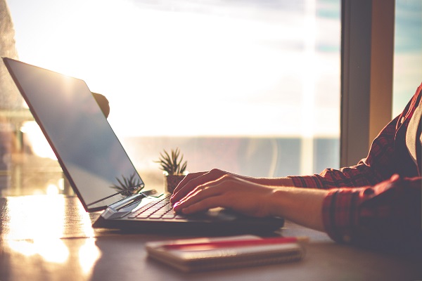 Invista em Marketing de Conteúdo