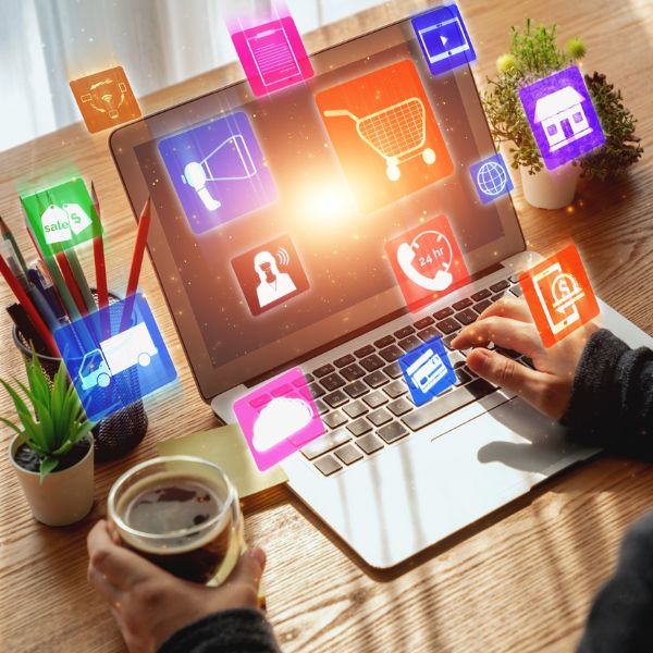 Integração de Redes Sociais na Gestão de Sites Integração de Redes Sociais na Gestão de Sites